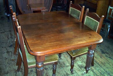 Victorian_Mahogany_Dinning_Table_Wined-Out.jpg